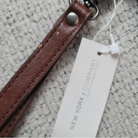 NY&C Wristlet Wallet Brown and black faux leather - NWT - Picture 12 of 12